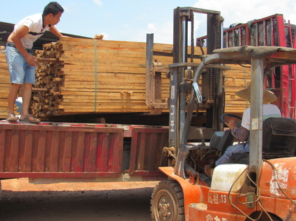 松木裝車 (2)_調整大小